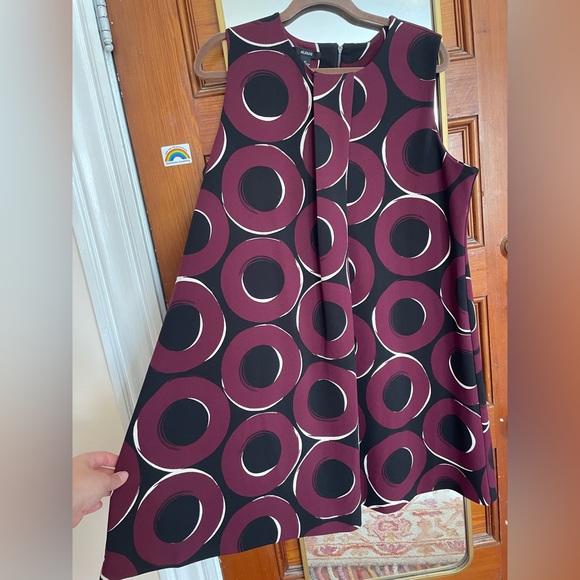 Alfas Burgundy & Black Swing Dress 12 - Picture 3 of 8